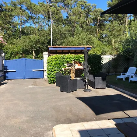 Chiberta, Avec Jacuzzi, 3 Pieces בית נופש *