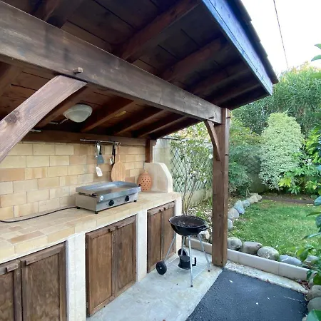 Chiberta, Avec Jacuzzi, 3 Pieces בית נופש אנגלה