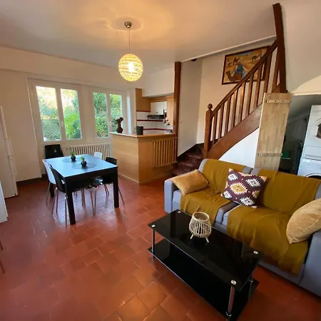 Chiberta, Avec Jacuzzi, 3 Pieces בית נופש *